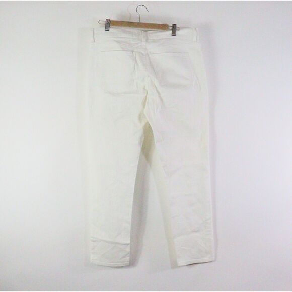 Mott & Bow Boyfriend Jeans size 32 X 30 - Picture 2 of 5